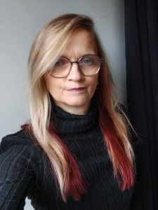 Portrait Lydie Duvin - Assistante Digitale ZEN | Gestion Réseaux Sociaux - Social Media - Administratif