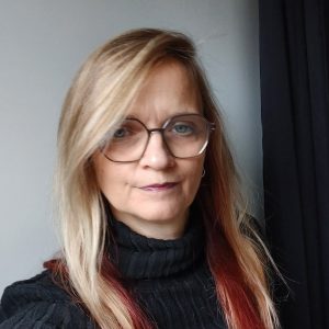 Portrait Lydie Duvin - Assistante Digitale ZEN | Gestion Réseaux Sociaux - Social Media - Administratif